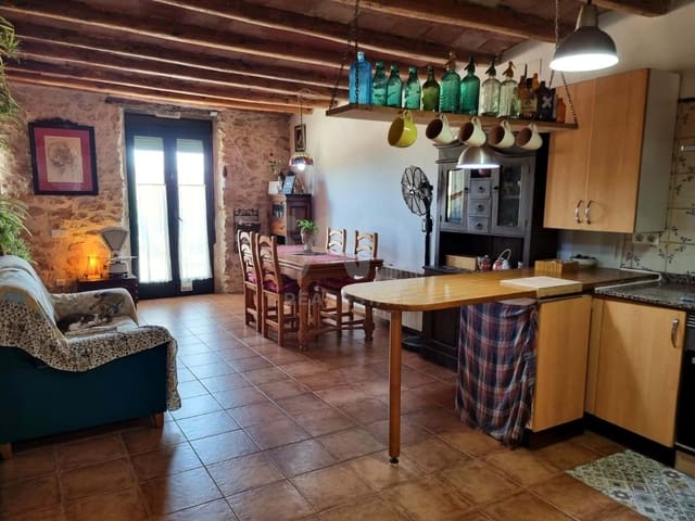 3 soverom Hus til salgs i Tarragona by - € 180 000 (Ref: 9988335)
