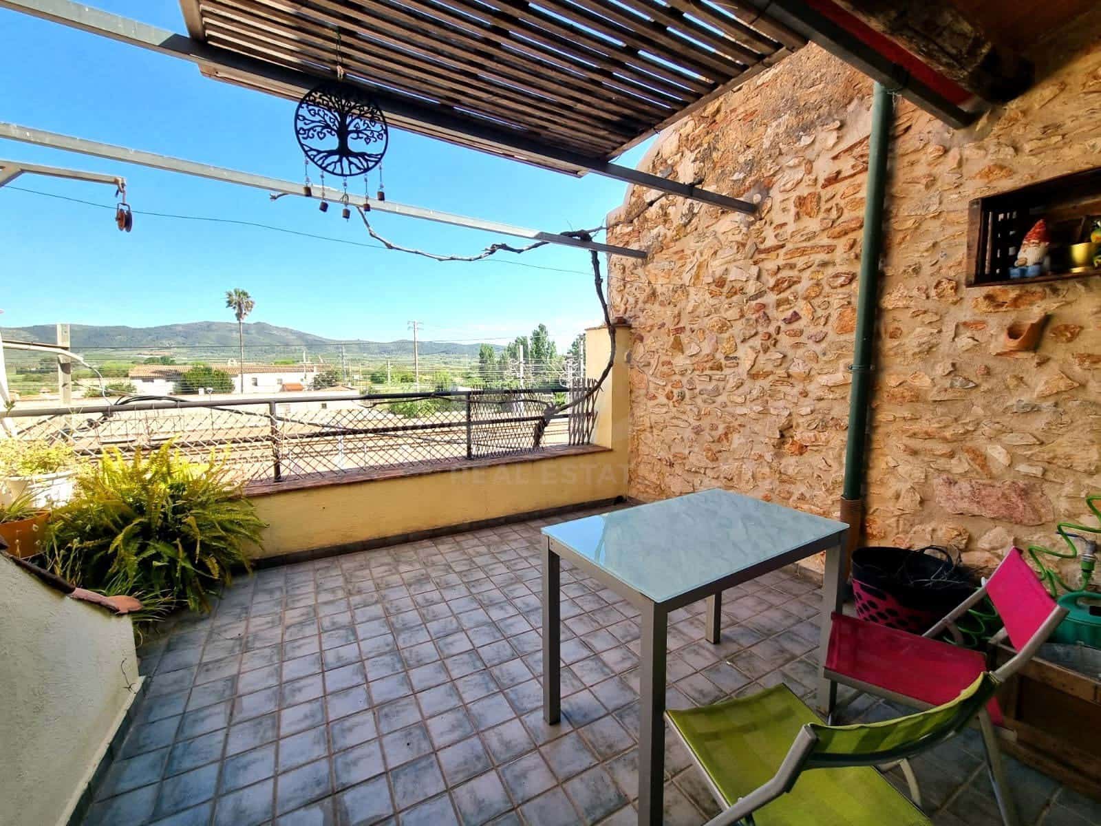 3 bedroom Townhouse for sale in Tarragona city - € 180,000 (Ref: 9988335)