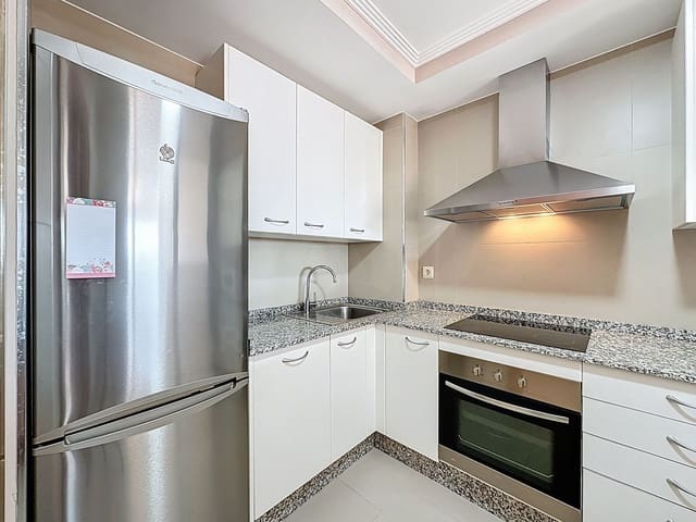 2 sypialnia Penthouse na sprzedaż w Miasto Pontevedra z basenem garażem - 235 000 € (Ref: 9988336)