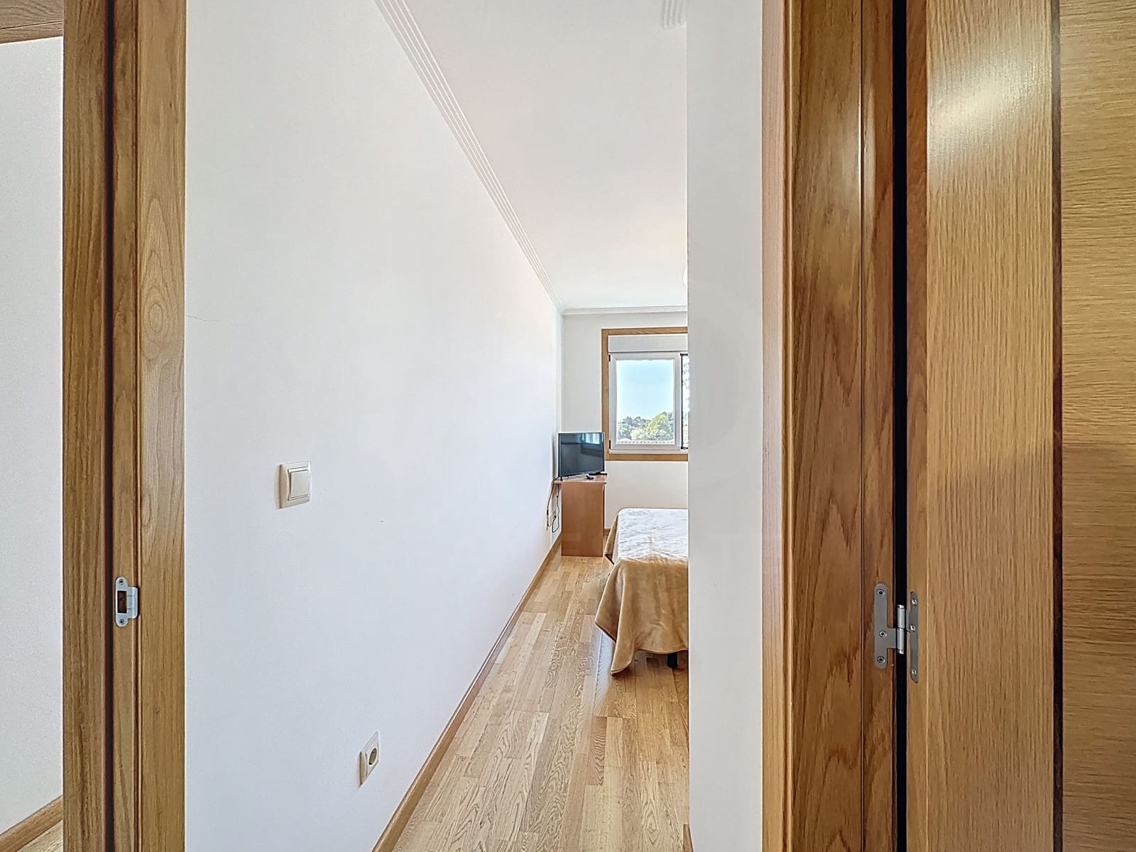2 sypialnia Penthouse na sprzedaż w Miasto Pontevedra z basenem garażem - 235 000 € (Ref: 9988336)