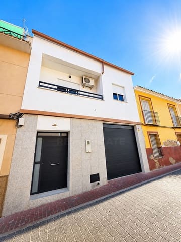3 soveværelse Byhus til salg i Murcia by med garage - € 150.000 (Ref: 9988337)
