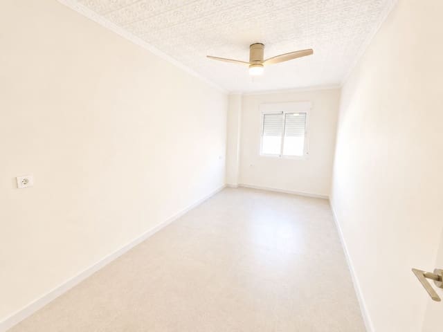3 soveværelse Byhus til salg i Murcia by med garage - € 150.000 (Ref: 9988337)