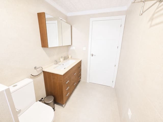 3 soveværelse Byhus til salg i Murcia by med garage - € 150.000 (Ref: 9988337)