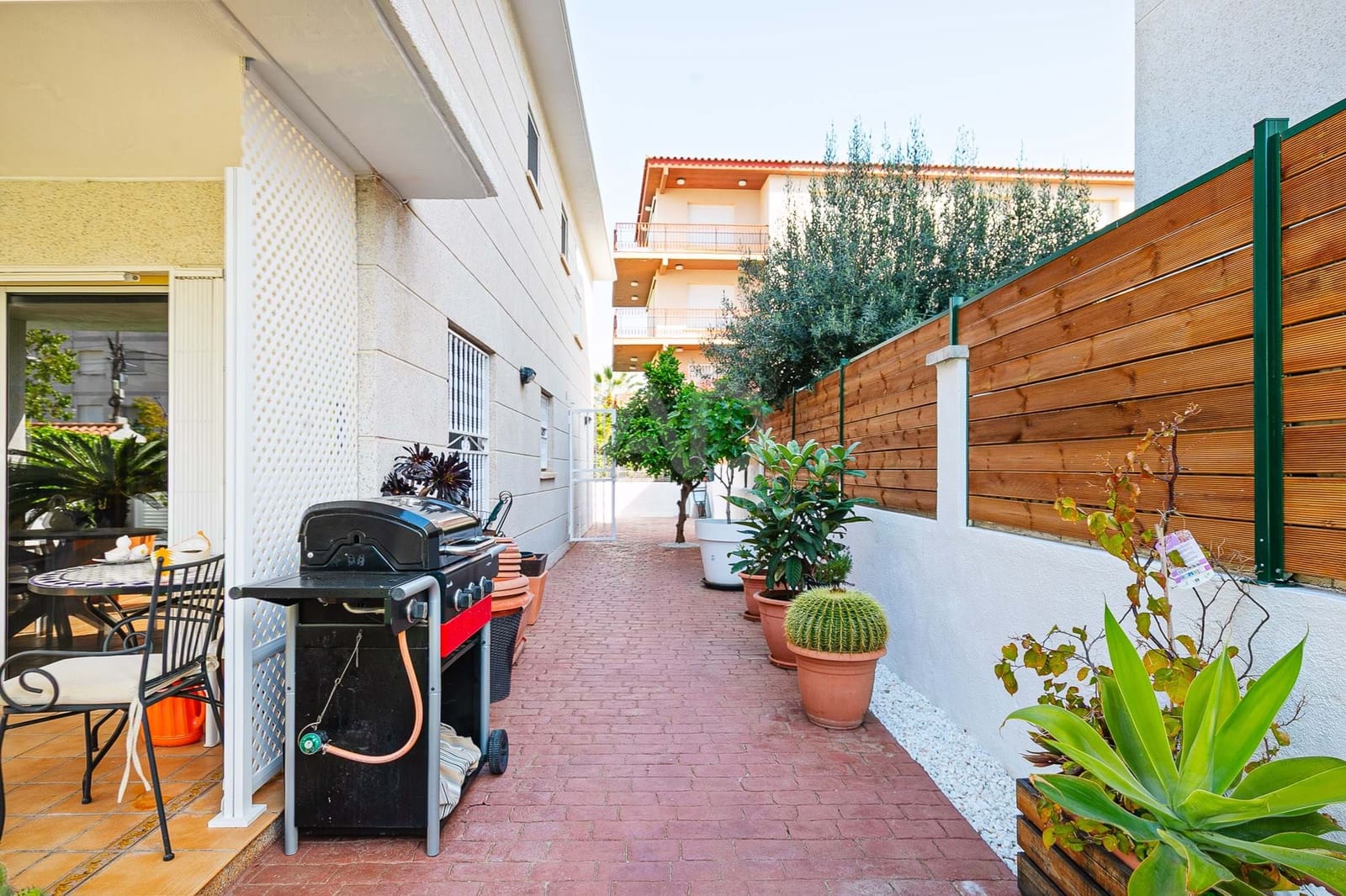 4 soveværelse Byhus til salg i Tarragona by med garage - € 498.000 (Ref: 9988338)