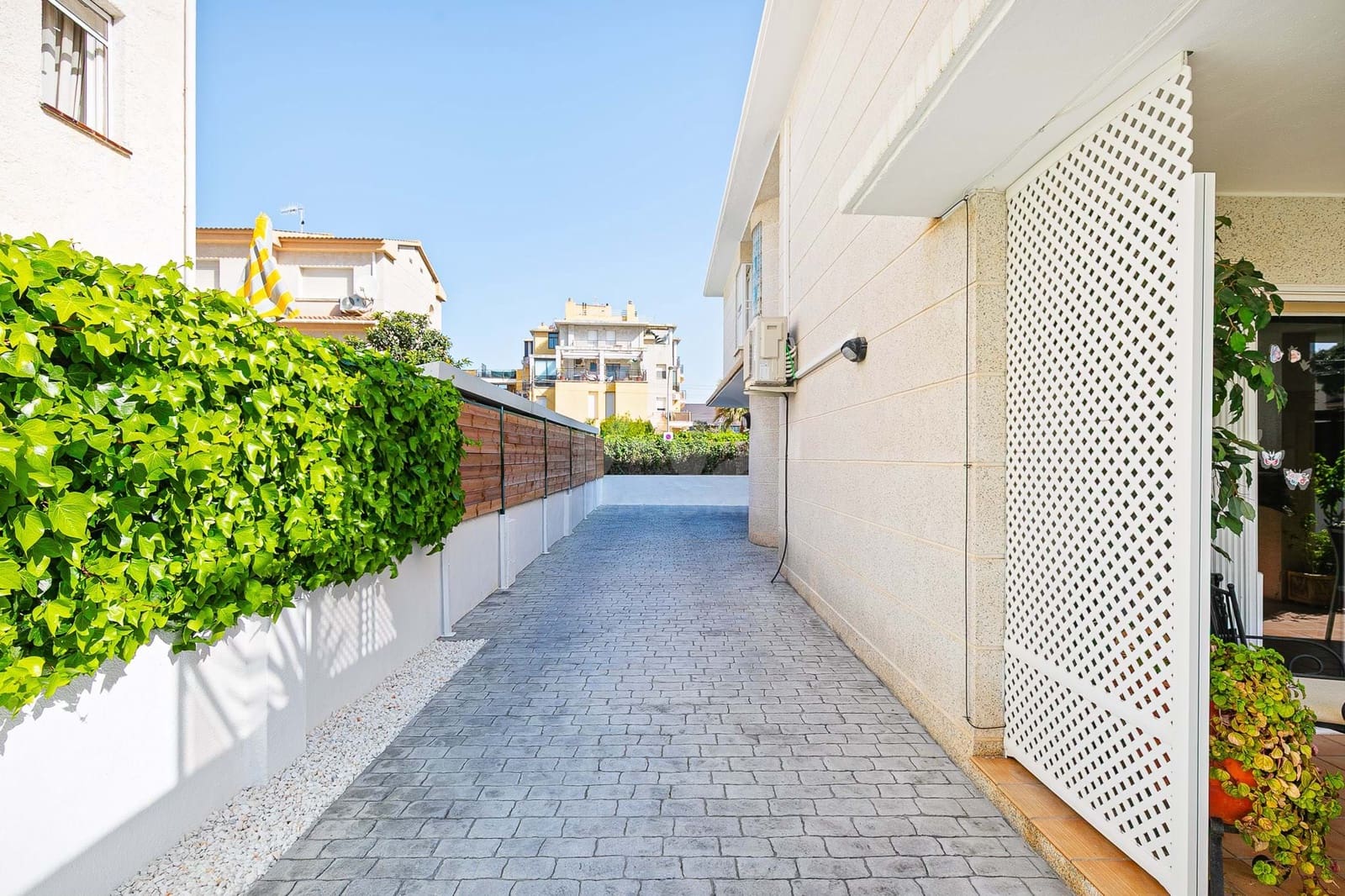 4 soveværelse Byhus til salg i Tarragona by med garage - € 498.000 (Ref: 9988338)