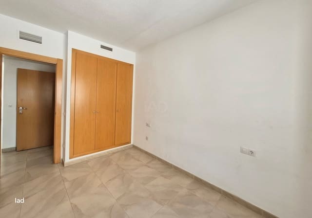 2 soverom Leilighet til salgs i Villalonga med garasje - € 137 000 (Ref: 9988340)