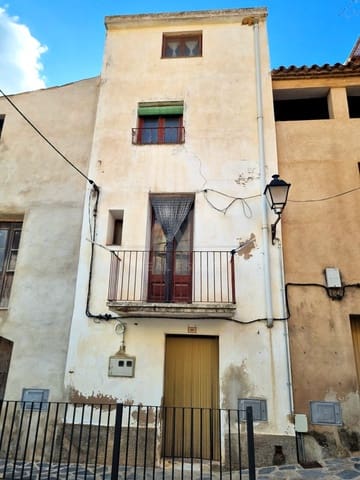 2 slaapkamer Huis te koop in Tarragona stad - € 28.000 (Ref: 9988342)