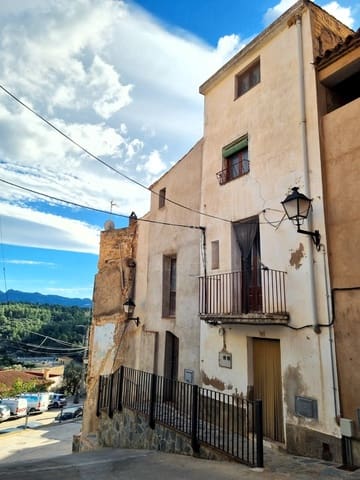 2 slaapkamer Huis te koop in Tarragona stad - € 28.000 (Ref: 9988342)