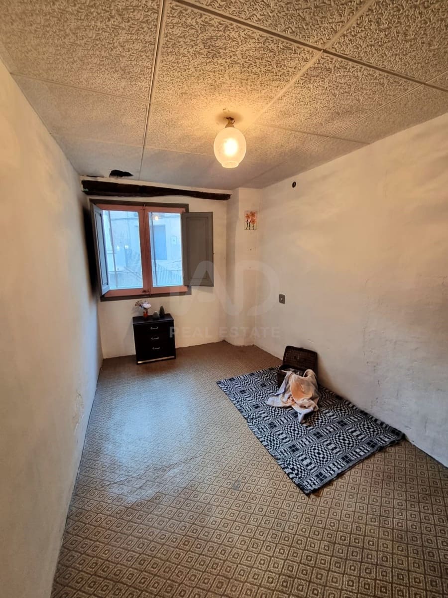 2 slaapkamer Huis te koop in Tarragona stad - € 28.000 (Ref: 9988342)