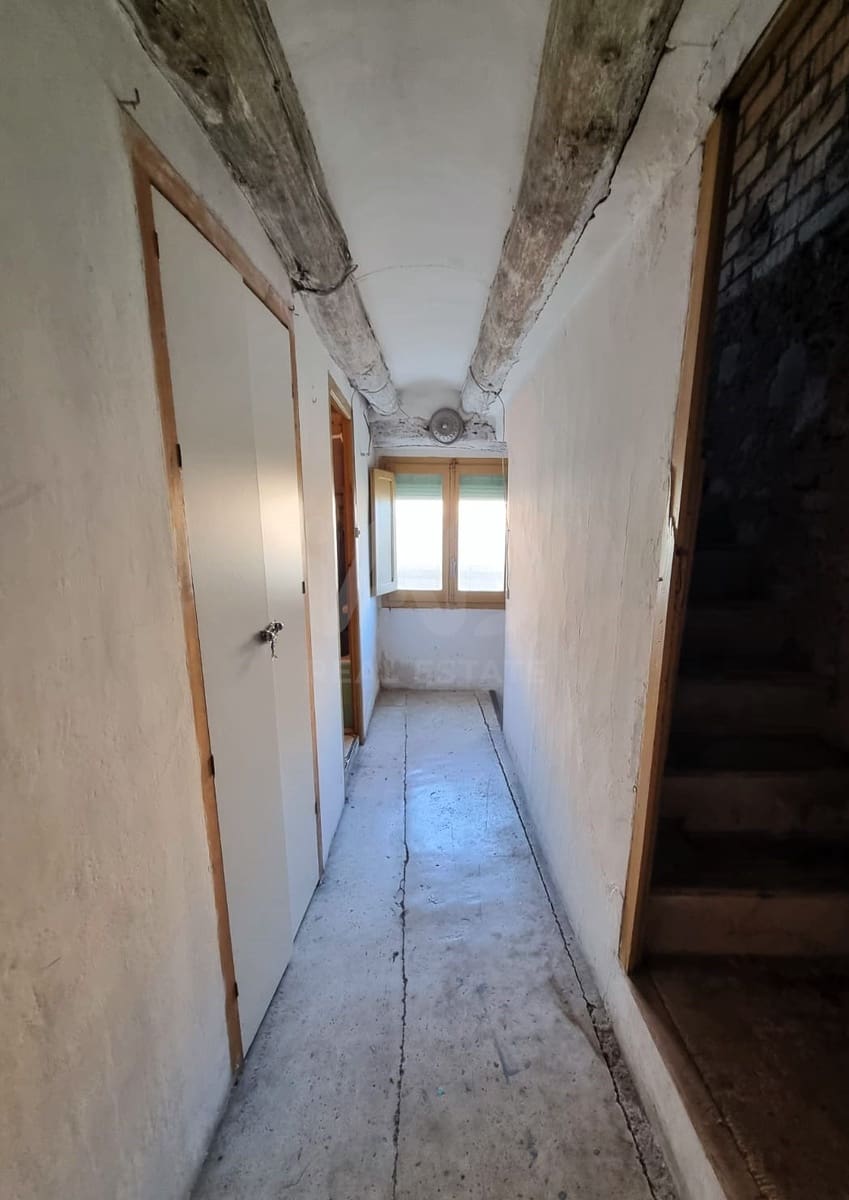 2 slaapkamer Huis te koop in Tarragona stad - € 28.000 (Ref: 9988342)
