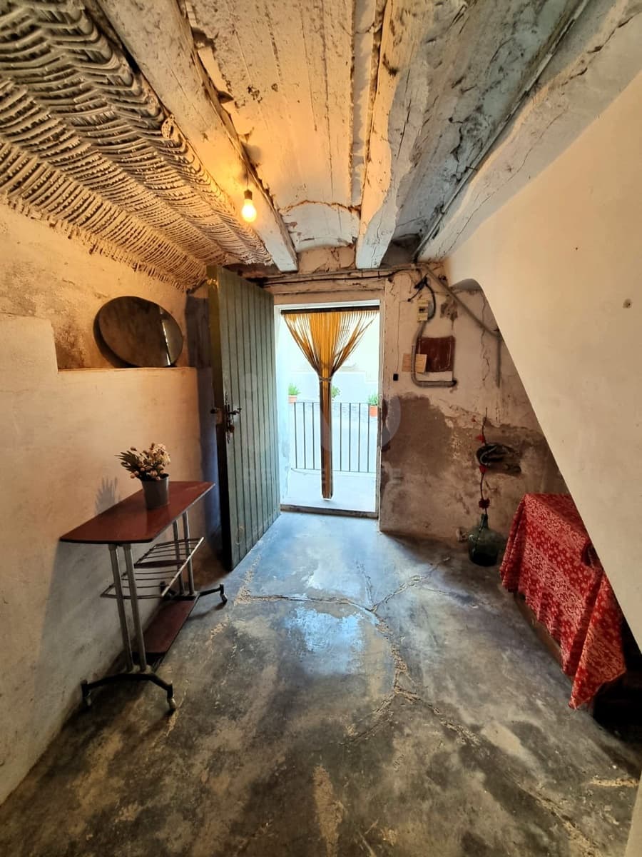 2 slaapkamer Huis te koop in Tarragona stad - € 28.000 (Ref: 9988342)