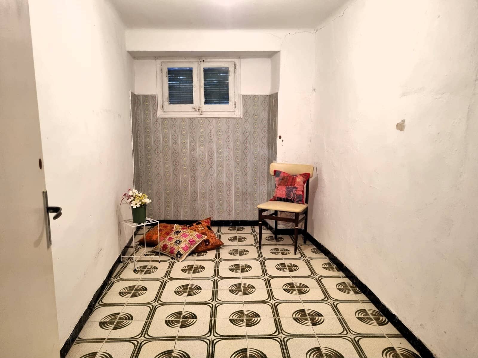 2 slaapkamer Huis te koop in Tarragona stad - € 28.000 (Ref: 9988342)