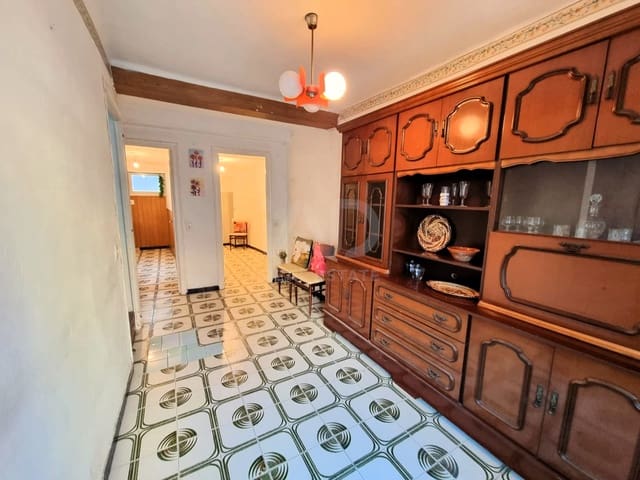 2 slaapkamer Huis te koop in Tarragona stad - € 28.000 (Ref: 9988342)