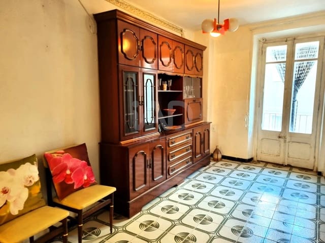 2 slaapkamer Huis te koop in Tarragona stad - € 28.000 (Ref: 9988342)