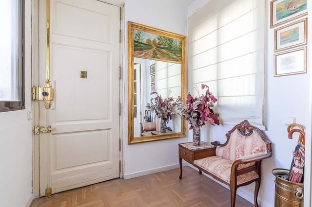 4 soverom Leilighet til salgs i Argüelles, Madrid by - € 900 000 (Ref: 9988343)