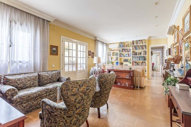 4 soverom Leilighet til salgs i Argüelles, Madrid by - € 900 000 (Ref: 9988343)