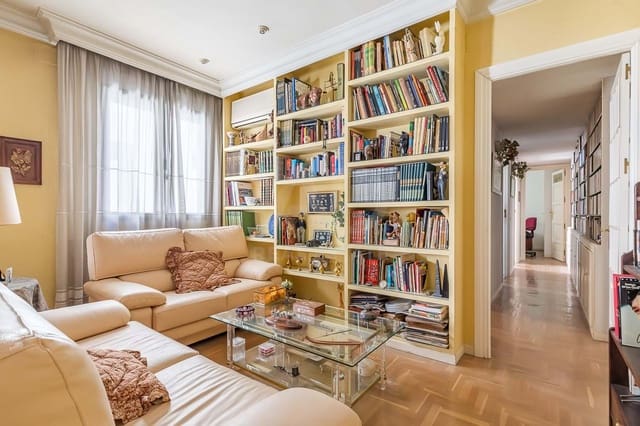 4 soverom Leilighet til salgs i Argüelles, Madrid by - € 900 000 (Ref: 9988343)