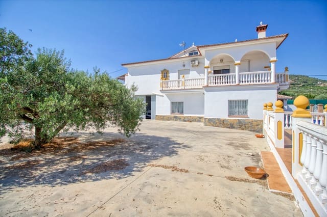3 soverom Finca/Herregård til salgs i Alora med svømmebasseng garasje - € 580 000 (Ref: 9988344)