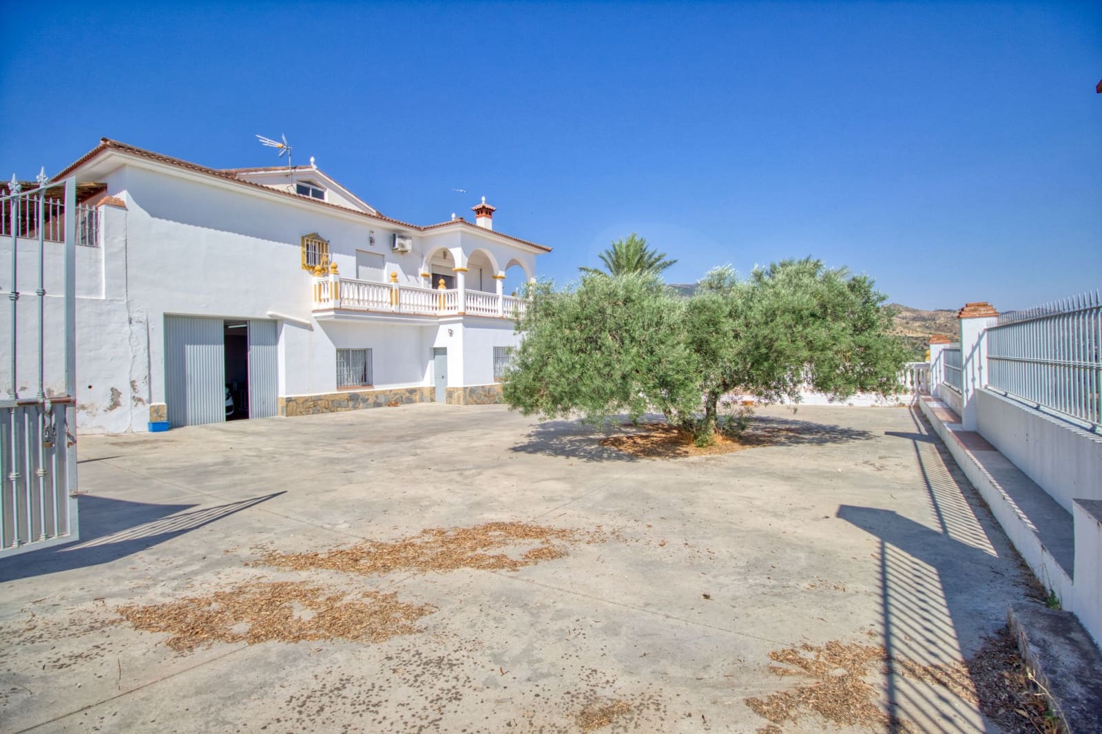 3 soverom Finca/Herregård til salgs i Alora med svømmebasseng garasje - € 580 000 (Ref: 9988344)