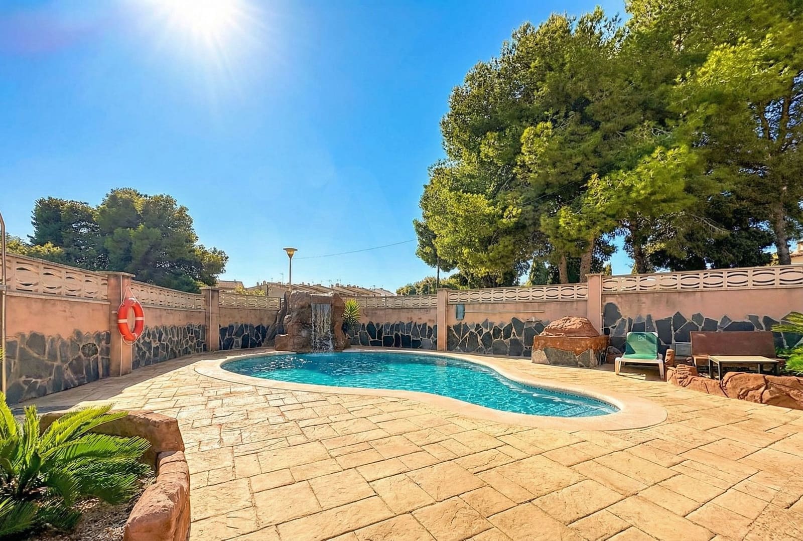 5 sypialnia Dom na sprzedaż w Miasto Tarragona z basenem garażem - 480 000 € (Ref: 9988346)