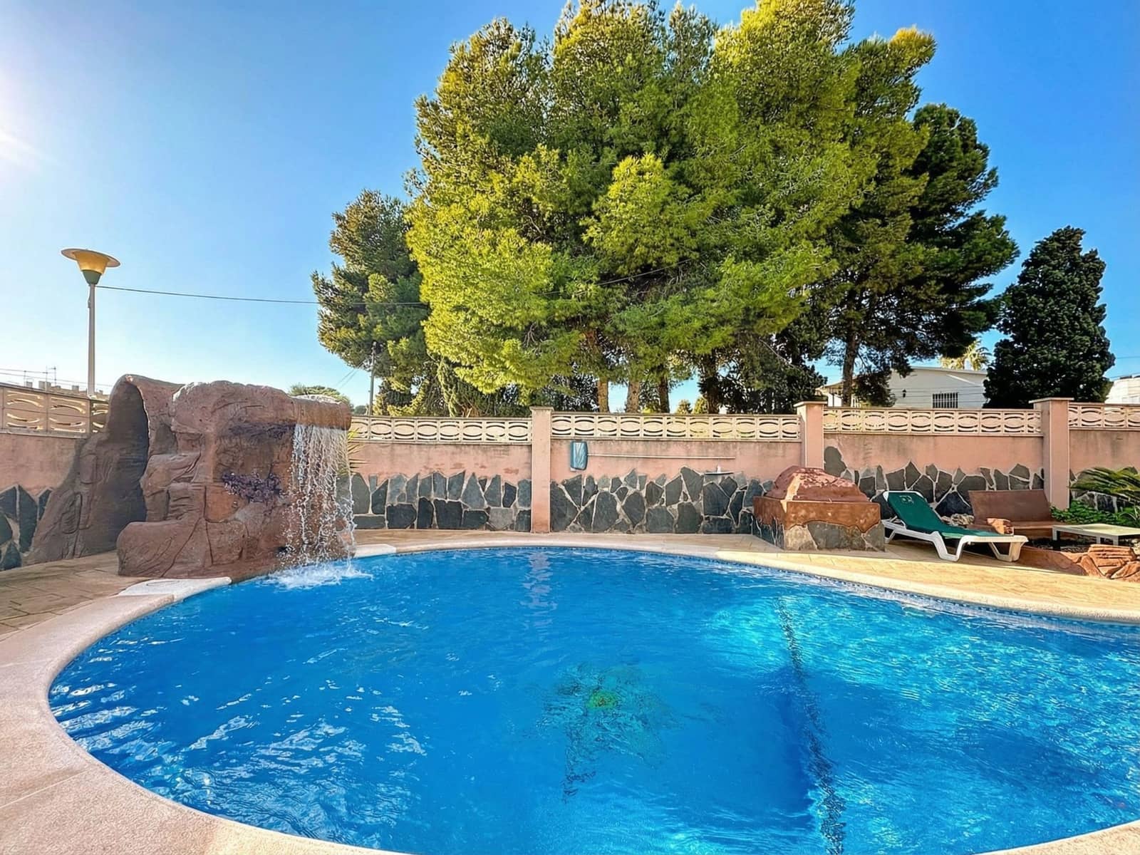 5 sypialnia Dom na sprzedaż w Miasto Tarragona z basenem garażem - 480 000 € (Ref: 9988346)