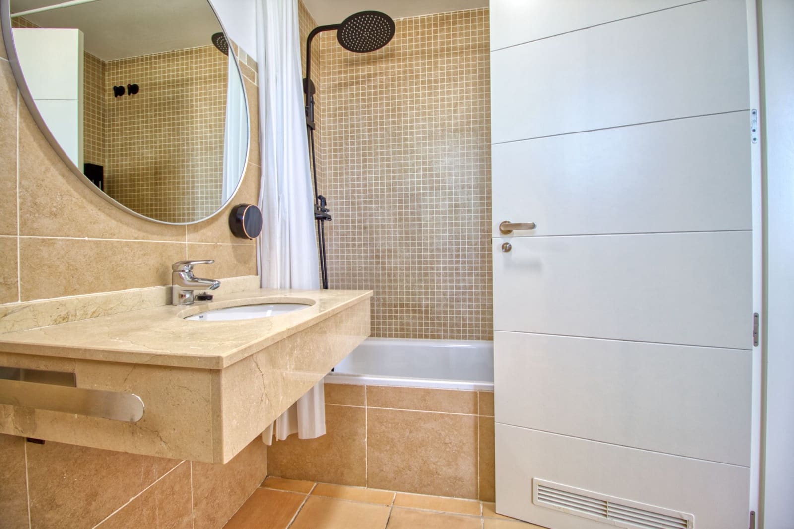 3 Zimmer Reihenhaus zu verkaufen in Torremuelle mit Pool Garage - 559.000 € (Ref: 9988348)