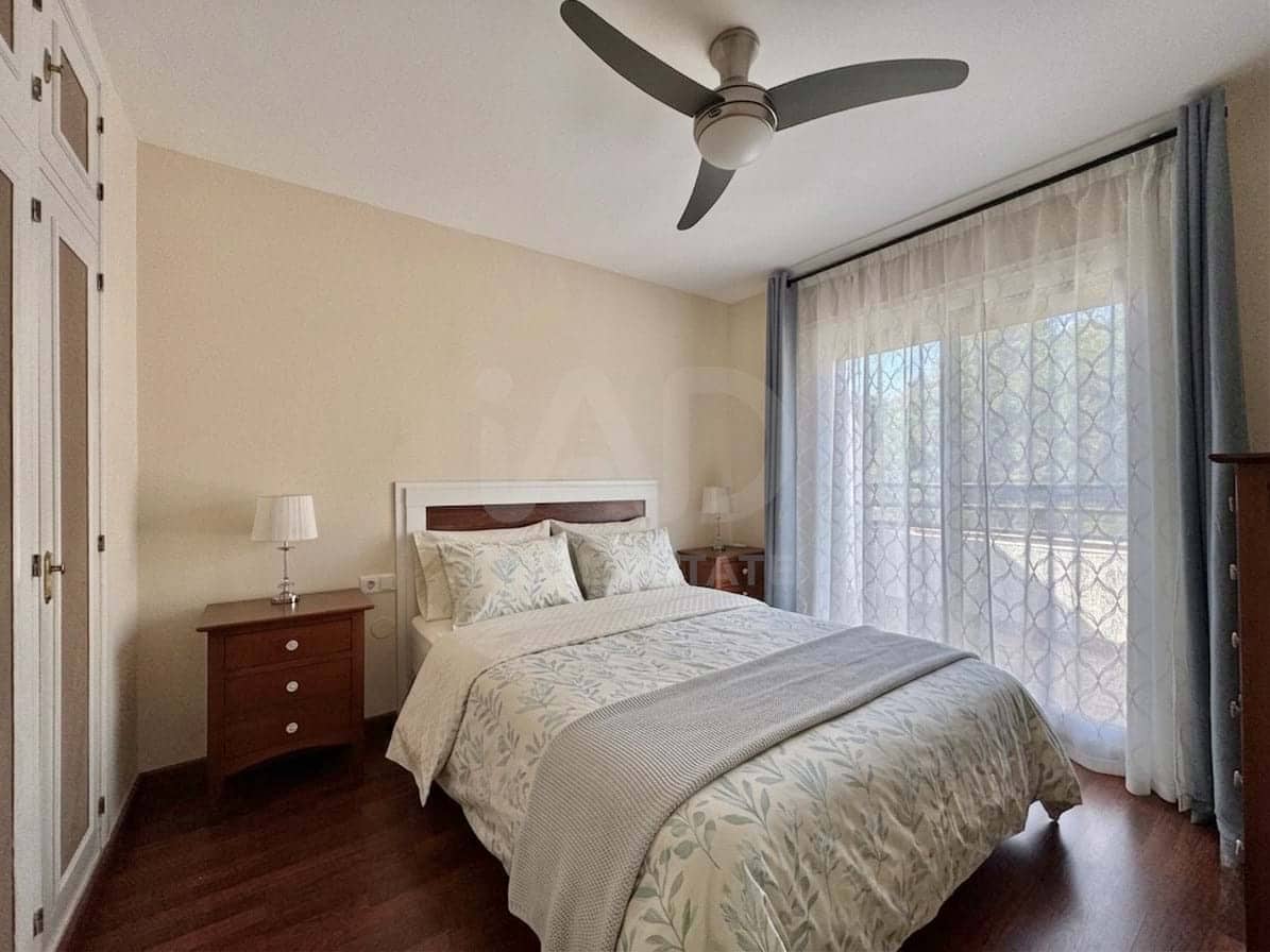 Adosado de 3 habitaciones en La Sierrezuela en venta con piscina garaje - 455.000 € (Ref: 9988351)