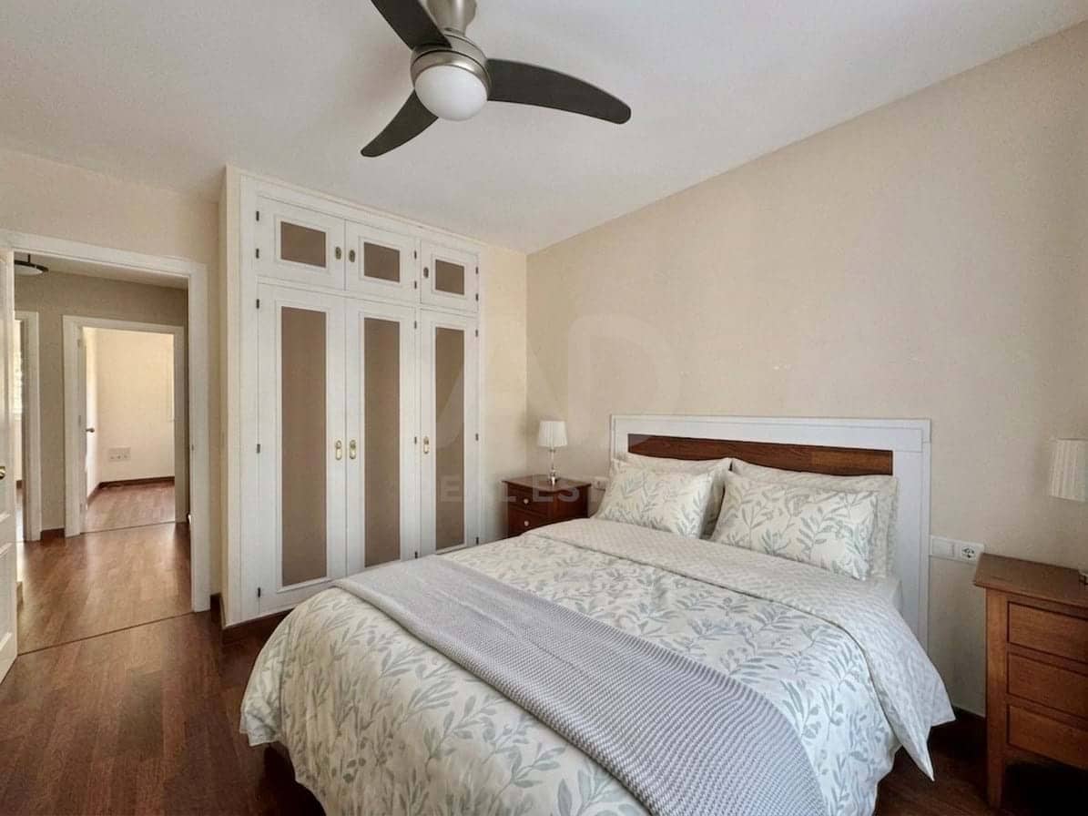 Adosado de 3 habitaciones en La Sierrezuela en venta con piscina garaje - 455.000 € (Ref: 9988351)