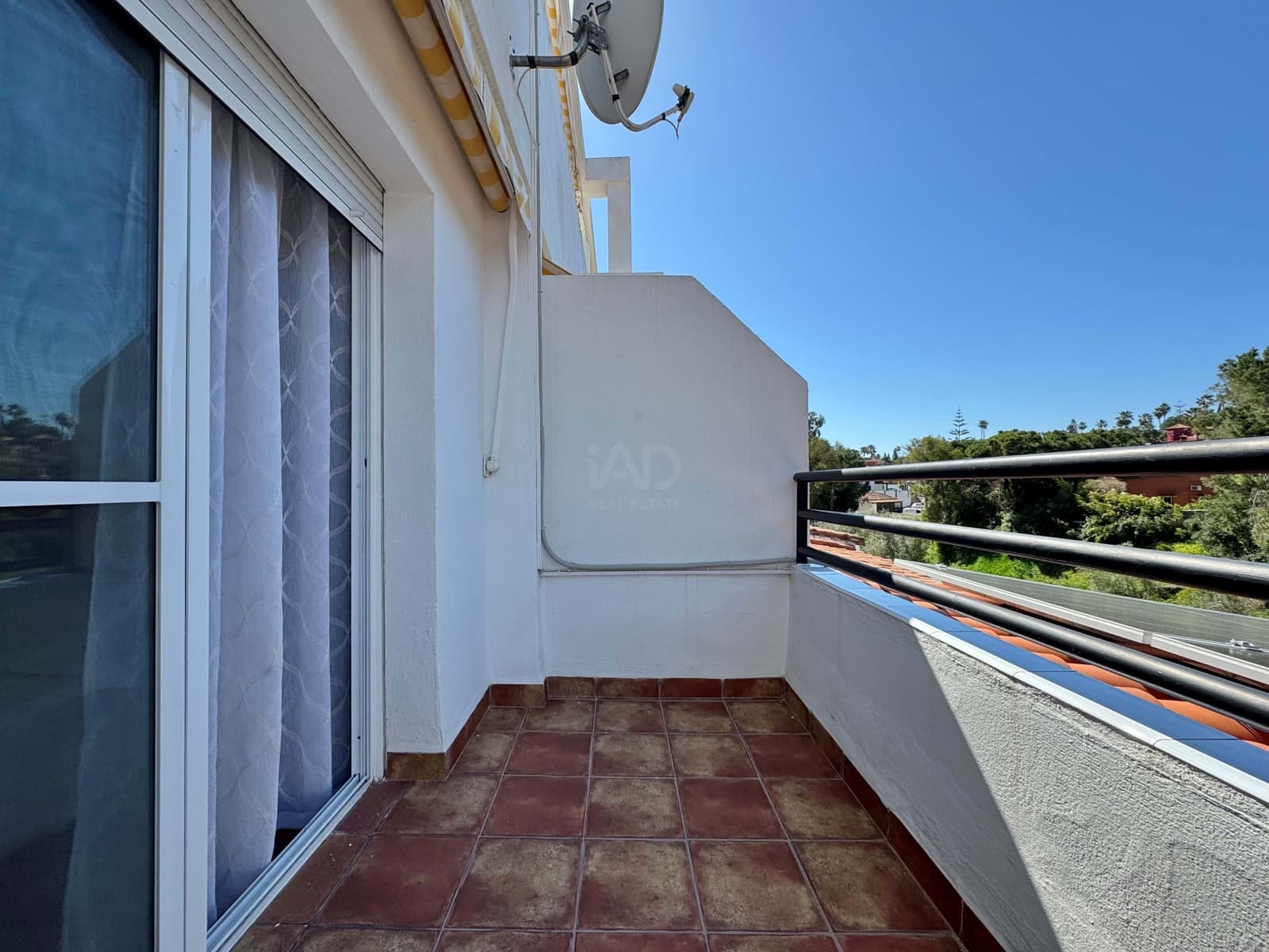 Adosado de 3 habitaciones en La Sierrezuela en venta con piscina garaje - 455.000 € (Ref: 9988351)