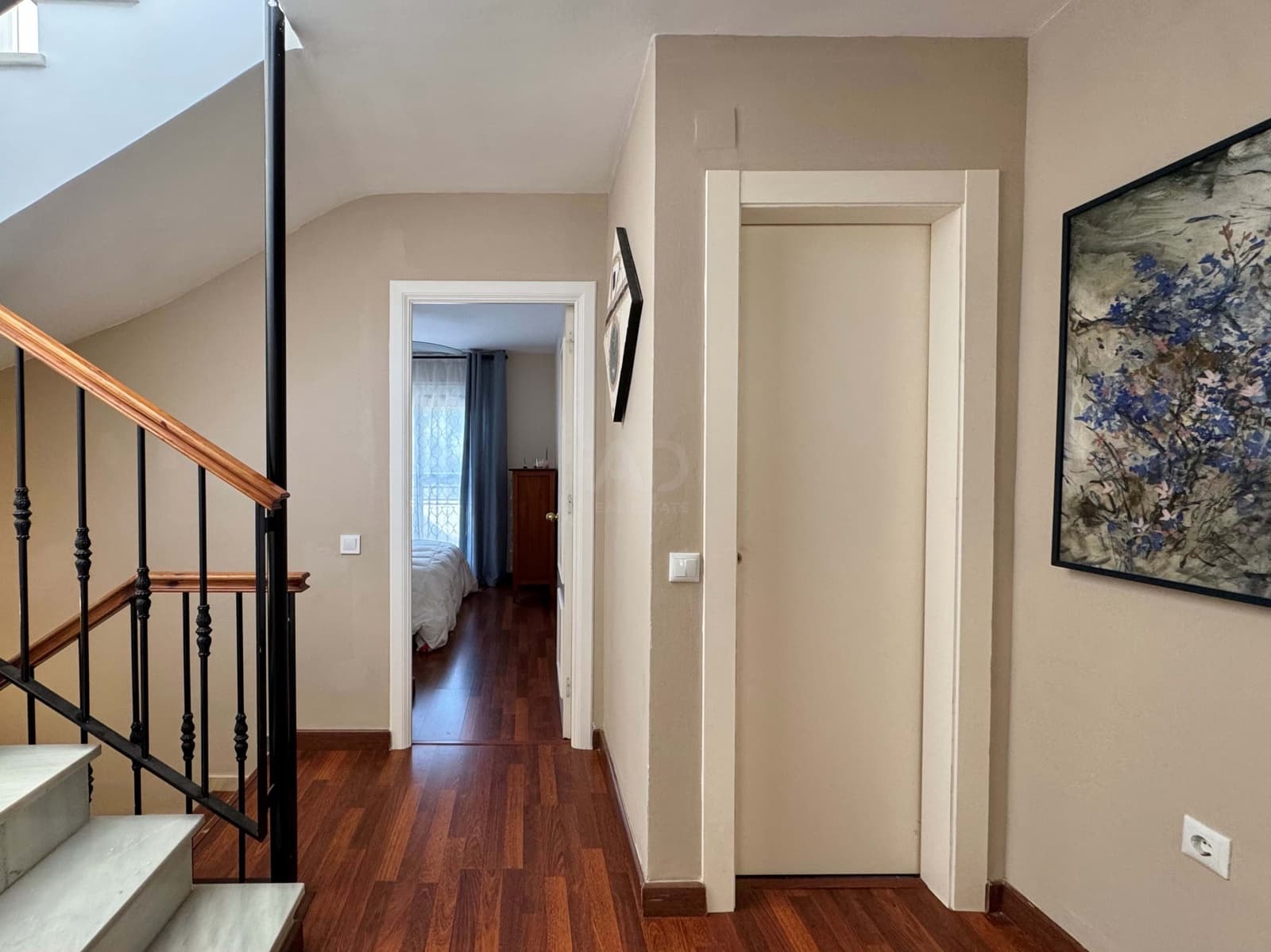 Adosado de 3 habitaciones en La Sierrezuela en venta con piscina garaje - 455.000 € (Ref: 9988351)