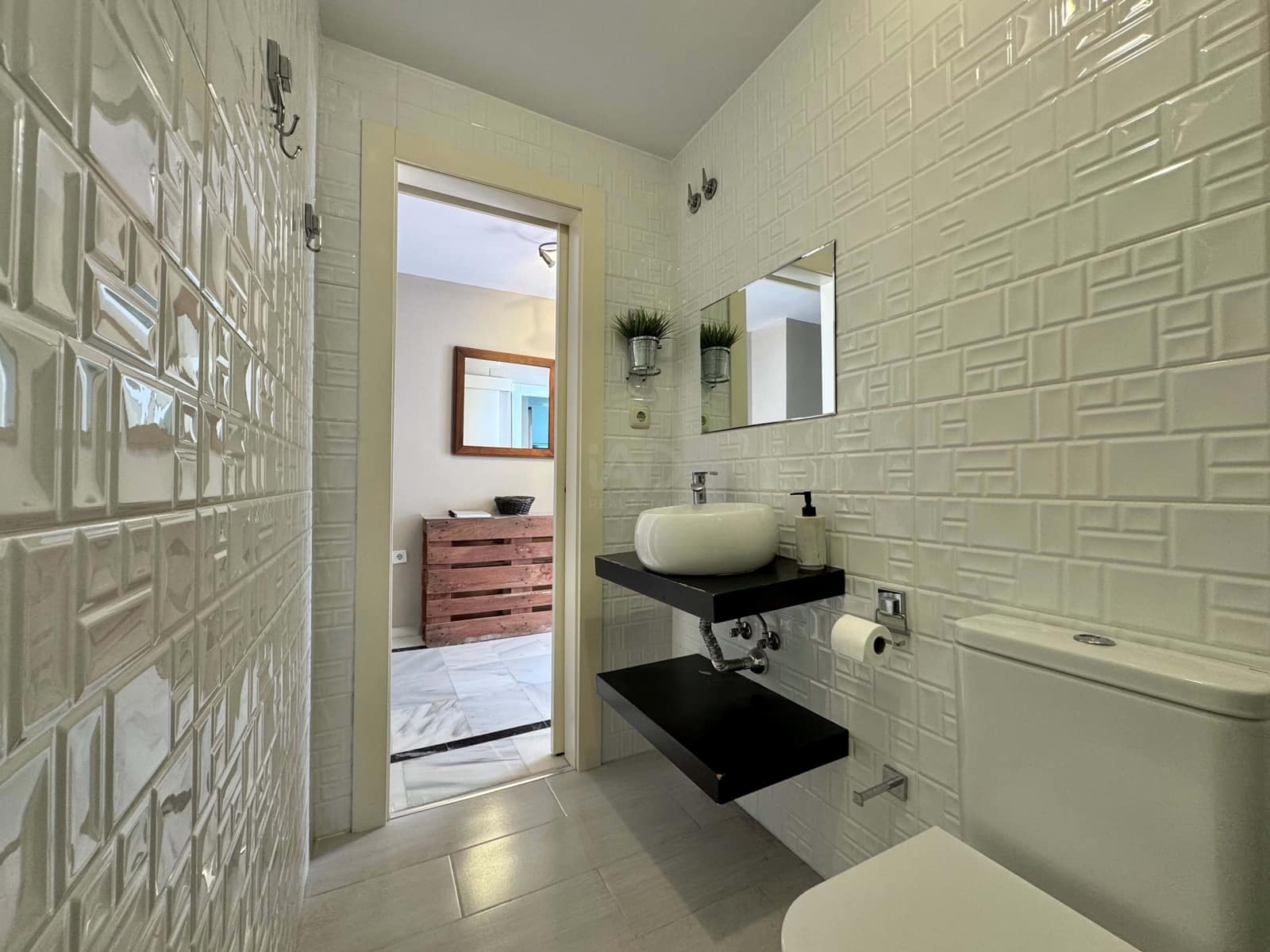 Adosado de 3 habitaciones en La Sierrezuela en venta con piscina garaje - 455.000 € (Ref: 9988351)