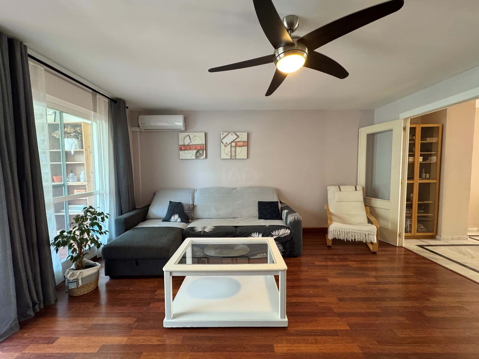 Adosado de 3 habitaciones en La Sierrezuela en venta con piscina garaje - 455.000 € (Ref: 9988351)