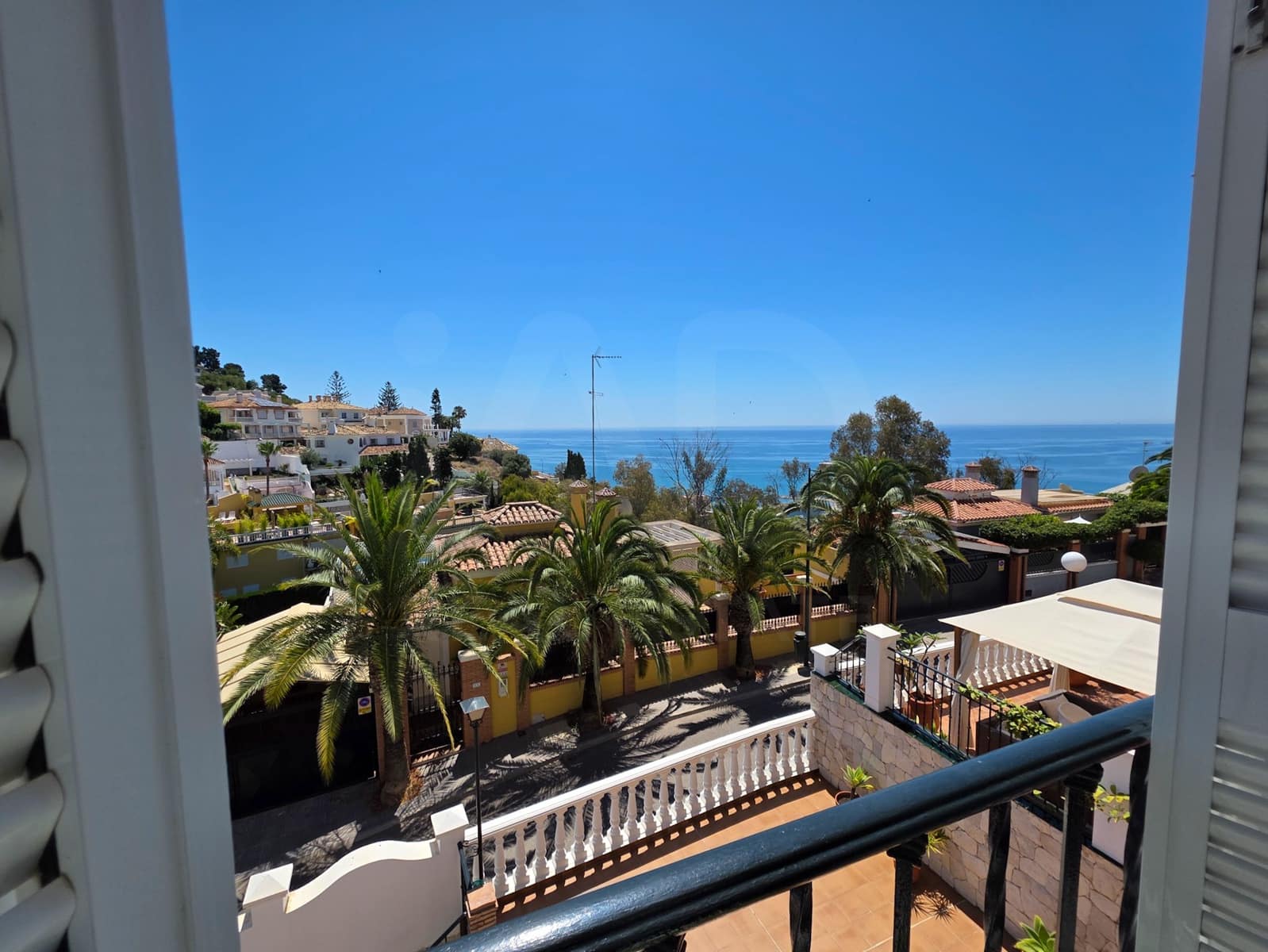 6 Zimmer Haus zu verkaufen in Malaga Stadt mit Pool Garage - 1.270.000 € (Ref: 9988352)