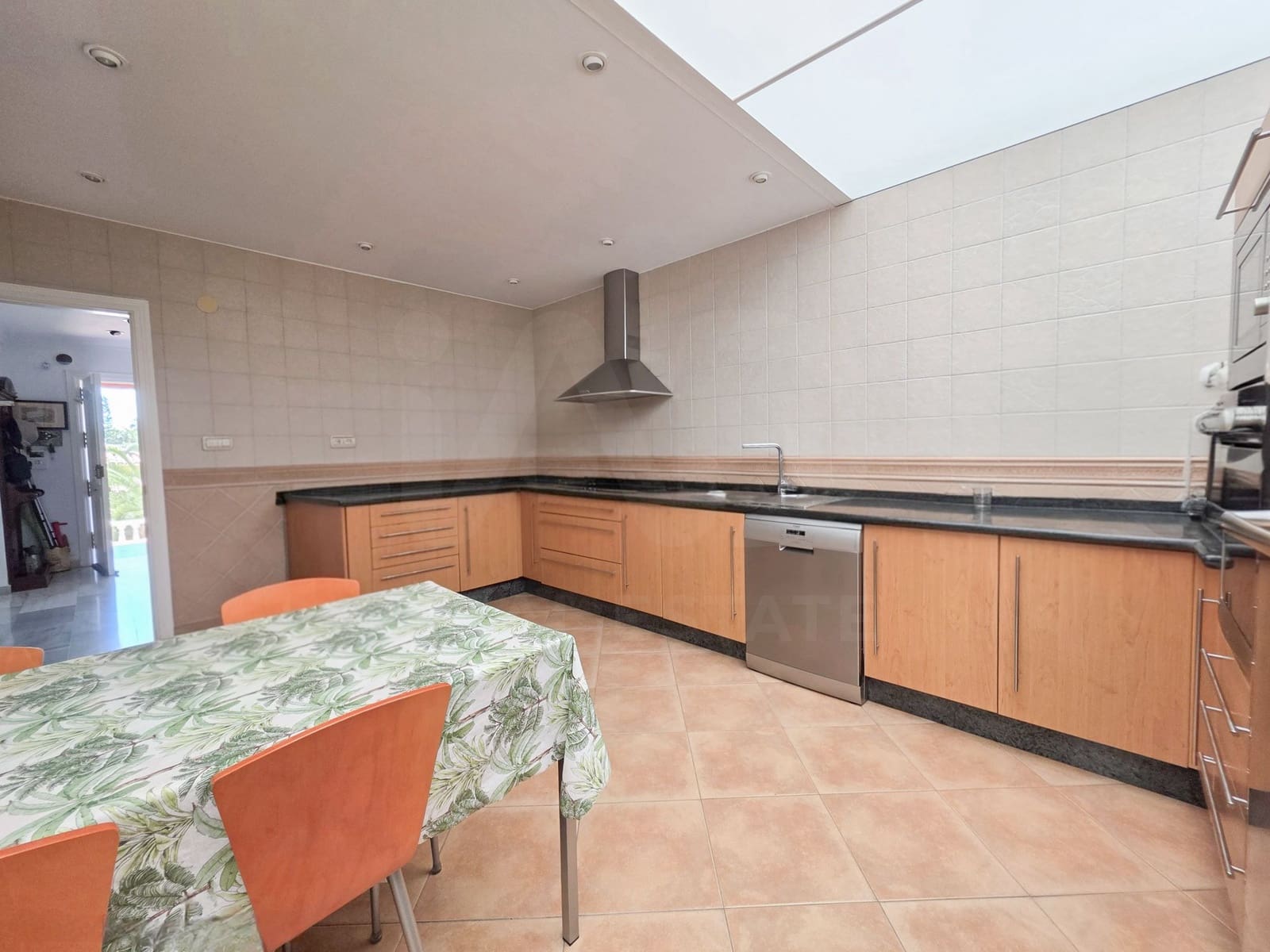 6 Zimmer Haus zu verkaufen in Malaga Stadt mit Pool Garage - 1.270.000 € (Ref: 9988352)