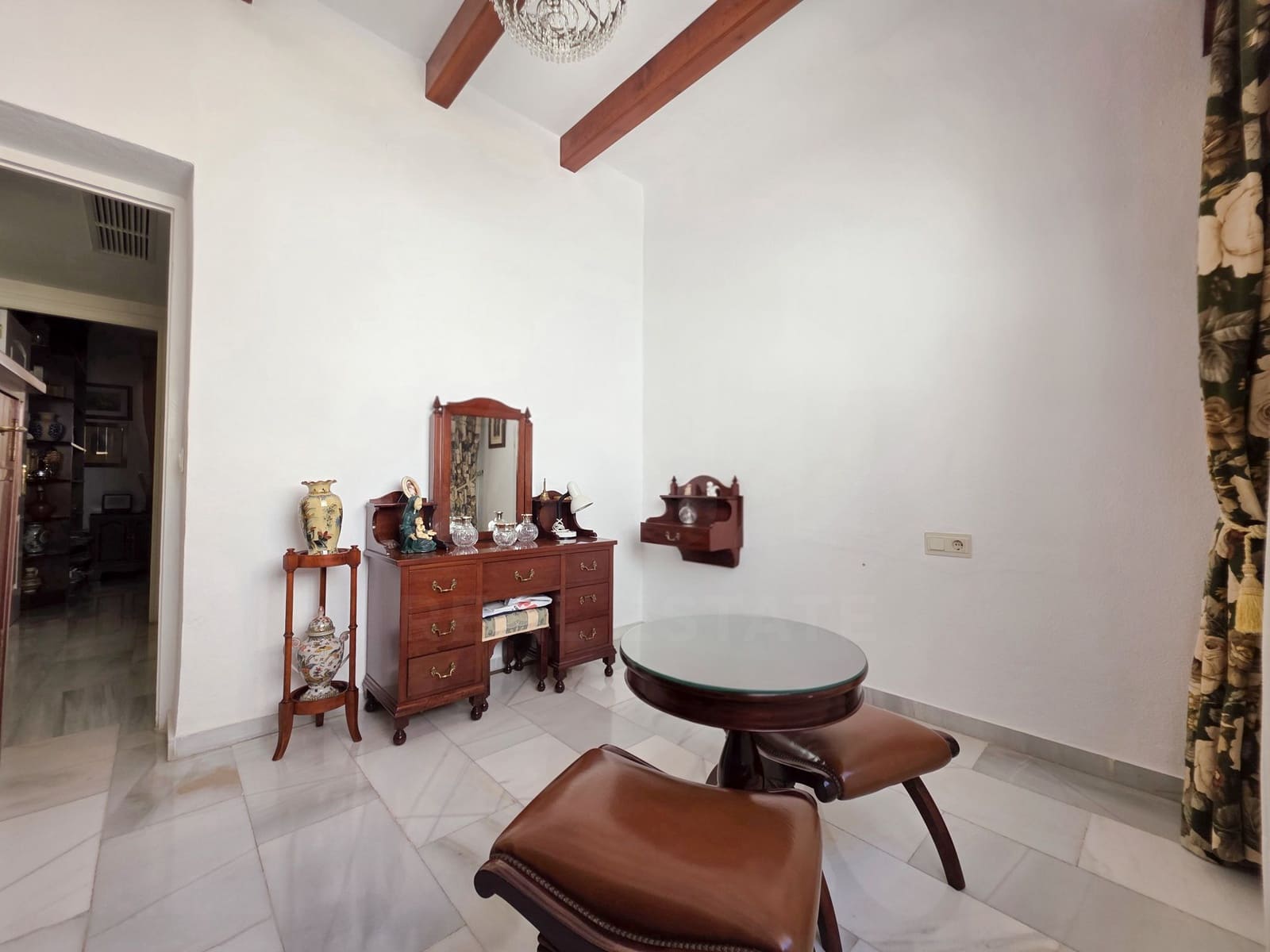 6 Zimmer Haus zu verkaufen in Malaga Stadt mit Pool Garage - 1.270.000 € (Ref: 9988352)