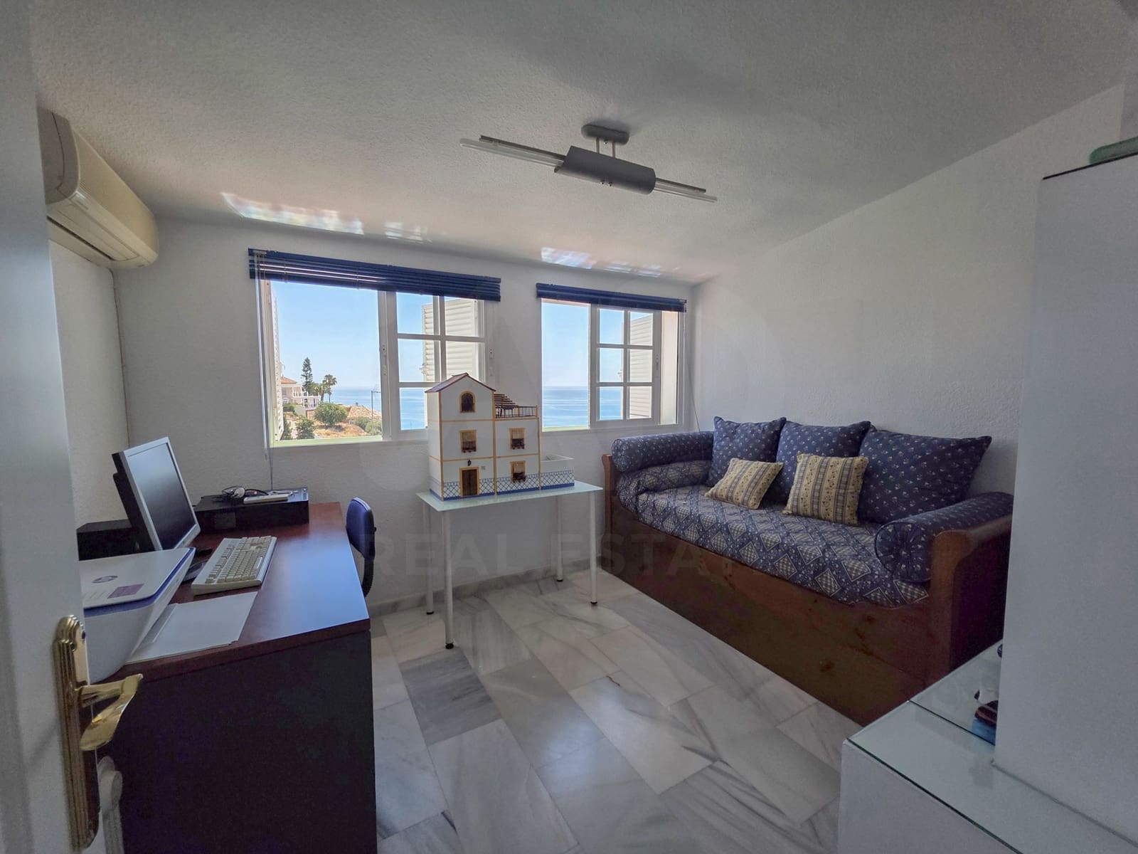 6 Zimmer Haus zu verkaufen in Malaga Stadt mit Pool Garage - 1.270.000 € (Ref: 9988352)