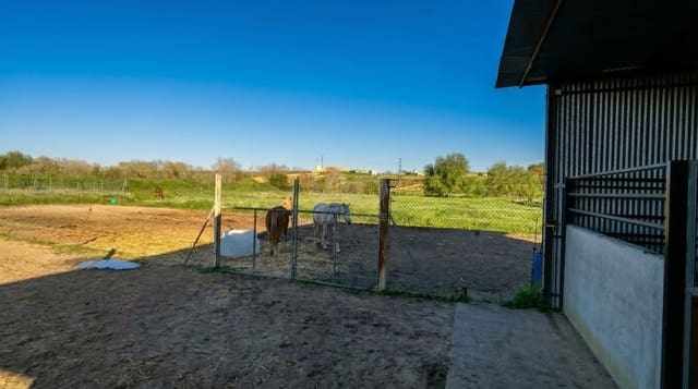 Grunde uden byggetilladelser til salg i Huelva by - € 85.000 (Ref: 9988354)
