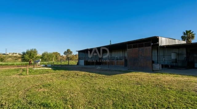 Grunde uden byggetilladelser til salg i Huelva by - € 85.000 (Ref: 9988354)