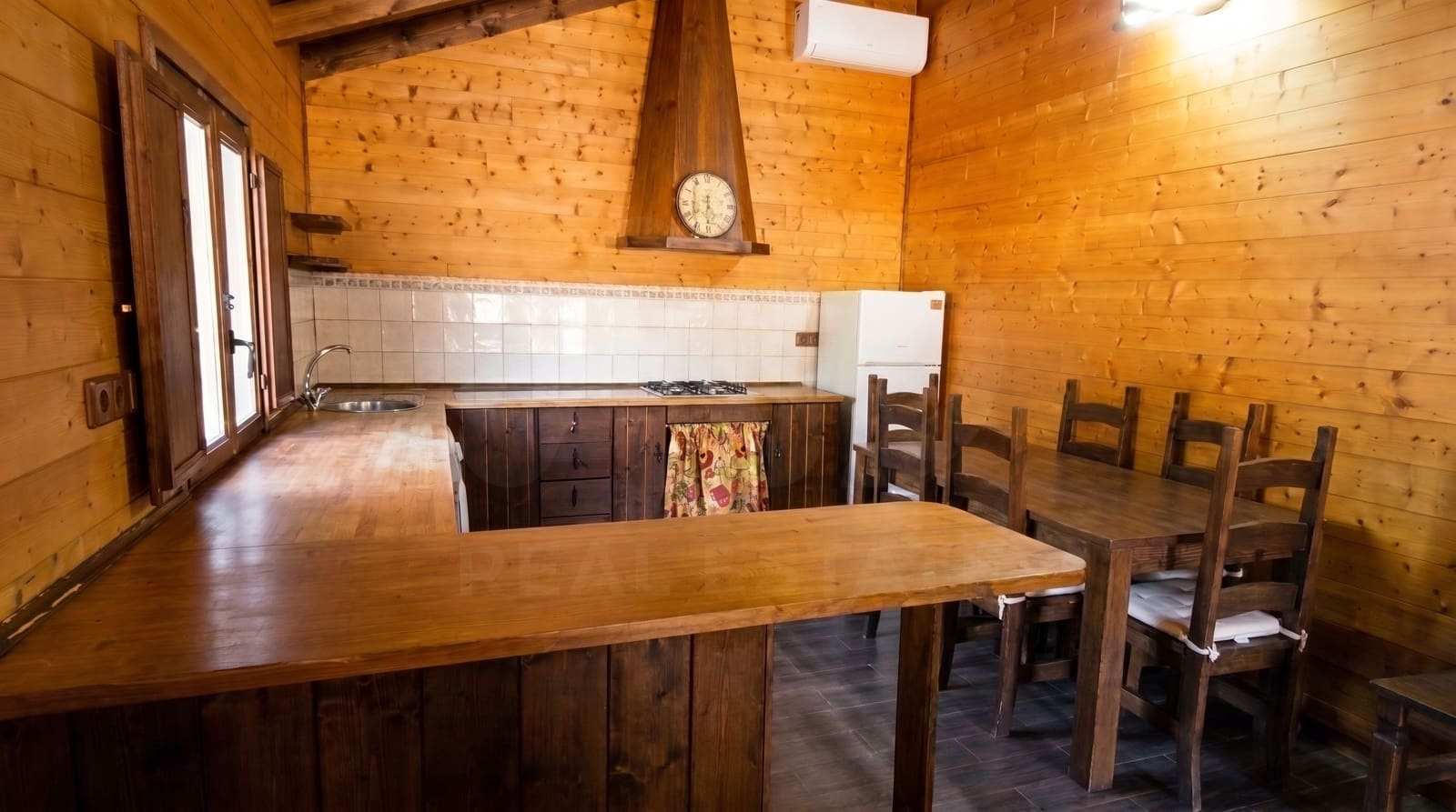 2 soverom Finca/Herregård til salgs i Huelva by med svømmebasseng garasje - € 185 000 (Ref: 9988355)