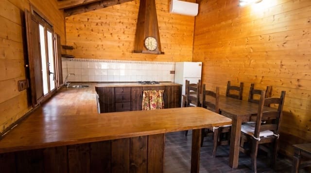 2 soverom Finca/Herregård til salgs i Huelva by med svømmebasseng garasje - € 185 000 (Ref: 9988355)
