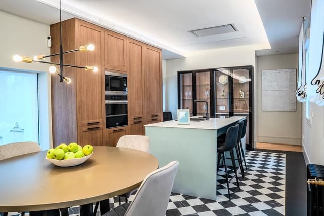 2 sovrum Lägenhet till salu i Argüelles, Madrid stad - 1 295 000 € (Ref: 9988356)