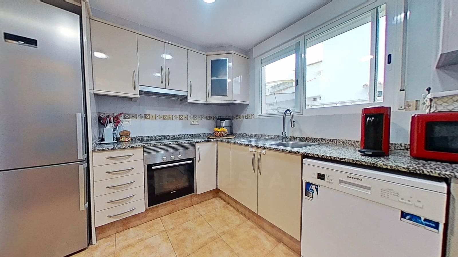 4 bedroom Villa for sale in Benicassim with pool garage - € 549,000 (Ref: 9988359)