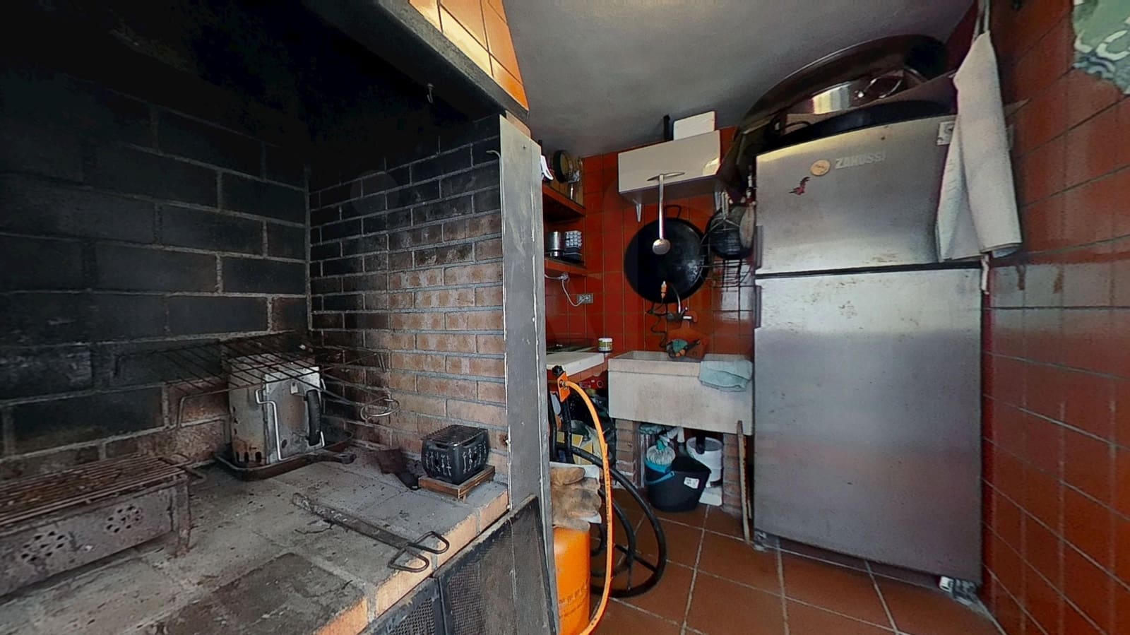 4 bedroom Villa for sale in Benicassim with pool garage - € 549,000 (Ref: 9988359)