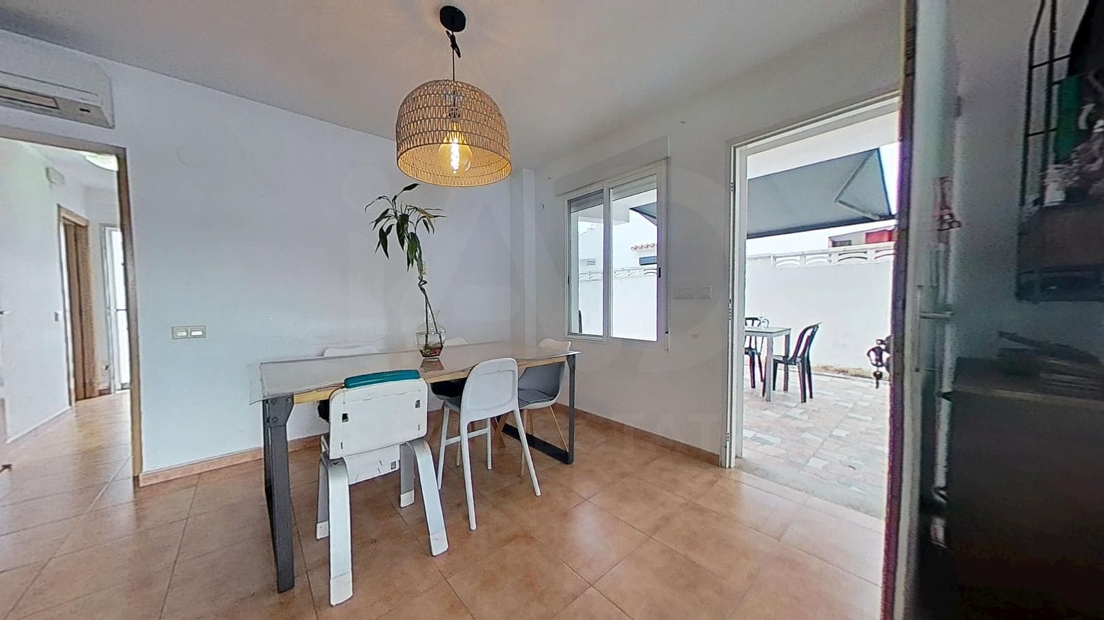 4 bedroom Villa for sale in Benicassim with pool garage - € 549,000 (Ref: 9988359)