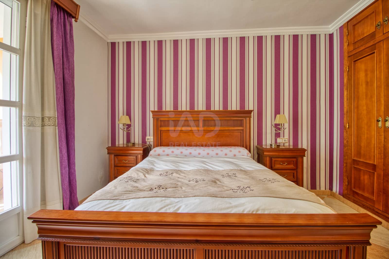 5 slaapkamer Huis te koop in Cordoba stad met garage - € 275.000 (Ref: 9988362)