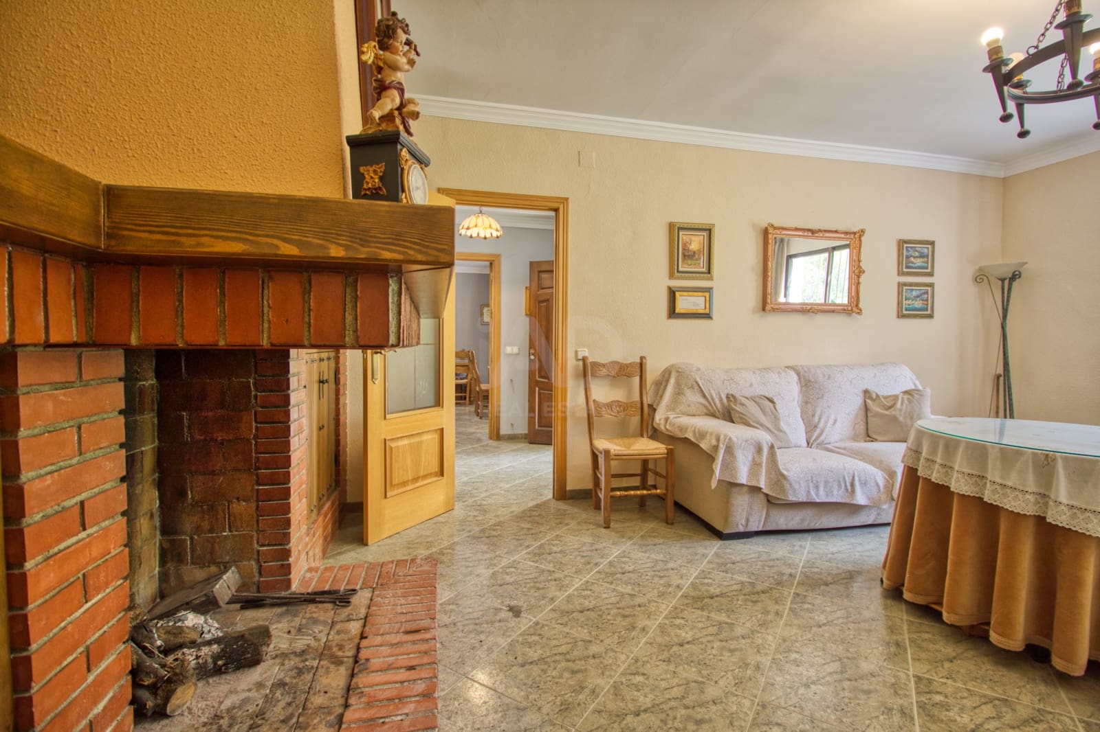 5 slaapkamer Huis te koop in Cordoba stad met garage - € 275.000 (Ref: 9988362)