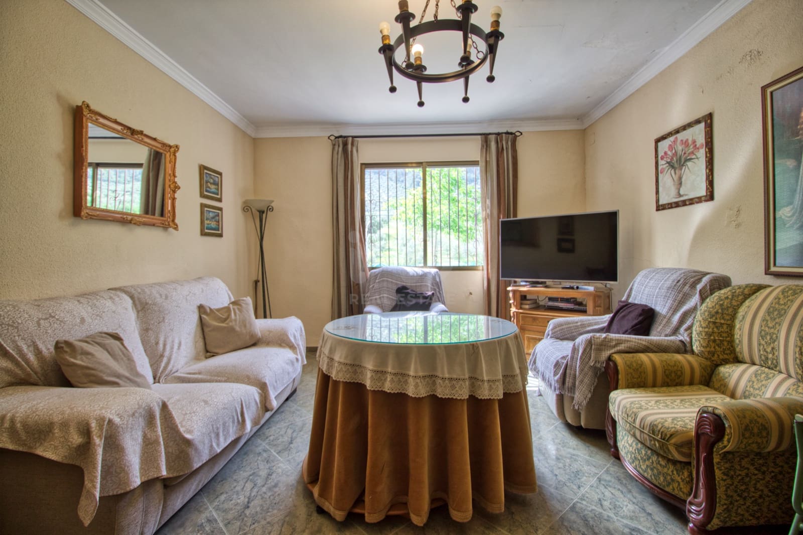 5 slaapkamer Huis te koop in Cordoba stad met garage - € 275.000 (Ref: 9988362)