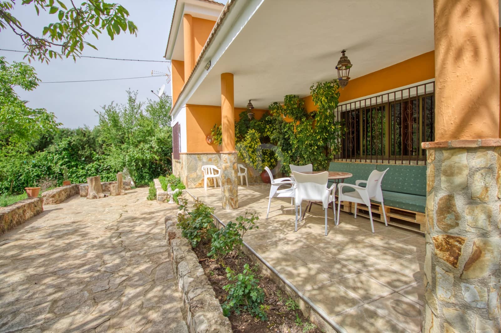 5 slaapkamer Huis te koop in Cordoba stad met garage - € 275.000 (Ref: 9988362)