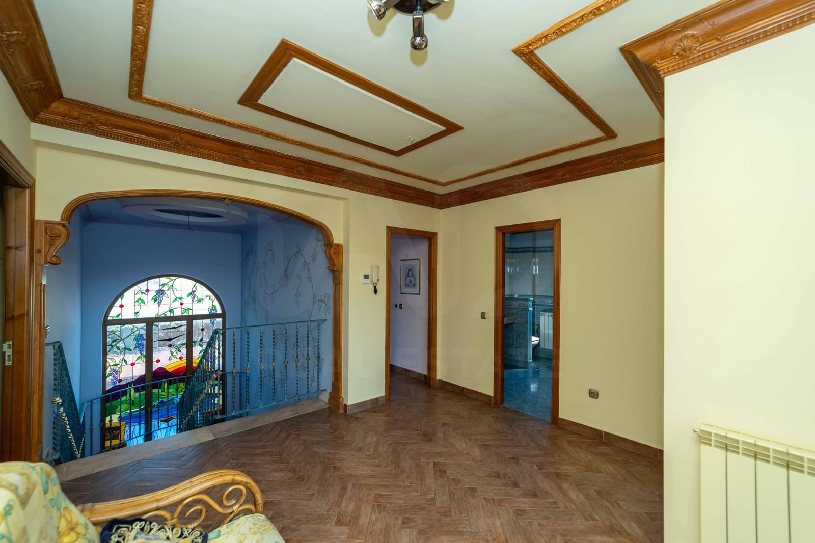 5 bedroom Villa for sale in Leon city - € 420,000 (Ref: 9988364)