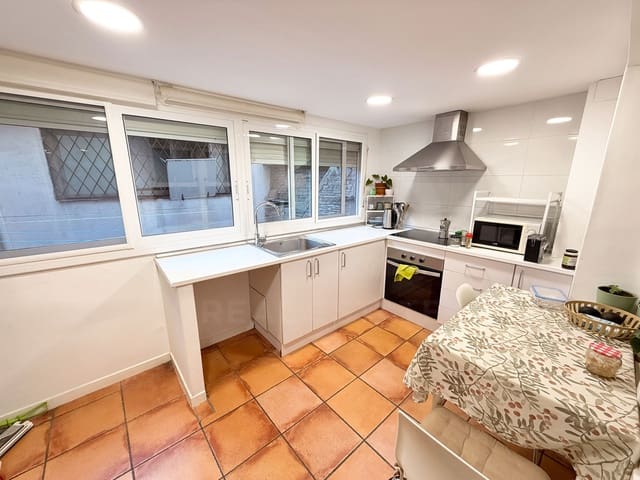 Estudio en El Clot, Barcelona ciudad en venta - 230.000 € (Ref: 9988365)